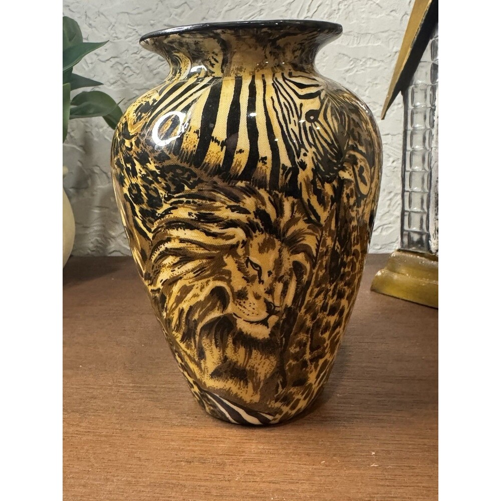 La Vie African Animal Safari 6” Vase Collage Lion Leopard Zebra & Giraffe
